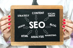 افزایش درآمد با تکنیک‌های وایرال مارکتینگ در شغل آرایشگری زنان